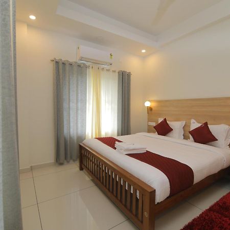 Castle Brook Residential Homestay Tiruvalla Exterior foto